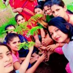 पोधारोपण कर लिया उन्हें पालन-पोषण का संकल्प