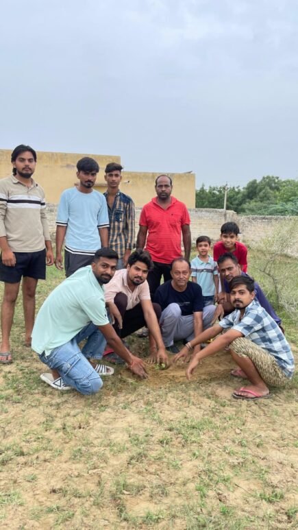 किडनी डेमेज होने के बाद भी प्रजापत का पर्यावरण से अनूठा प्रेम
